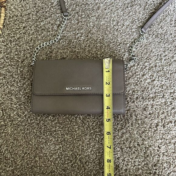 Michael Kors DANIELA Cinder 'Brown' SAFFIANO LEATHER CROSSBODY BAG 6 Card slots - Picture 9 of 11